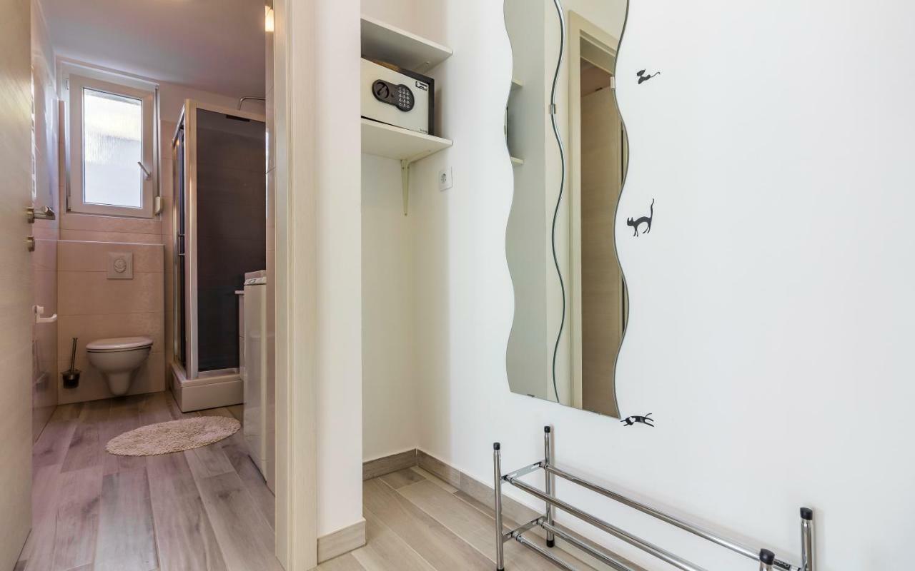 Apartment Mika プーラ エクステリア 写真