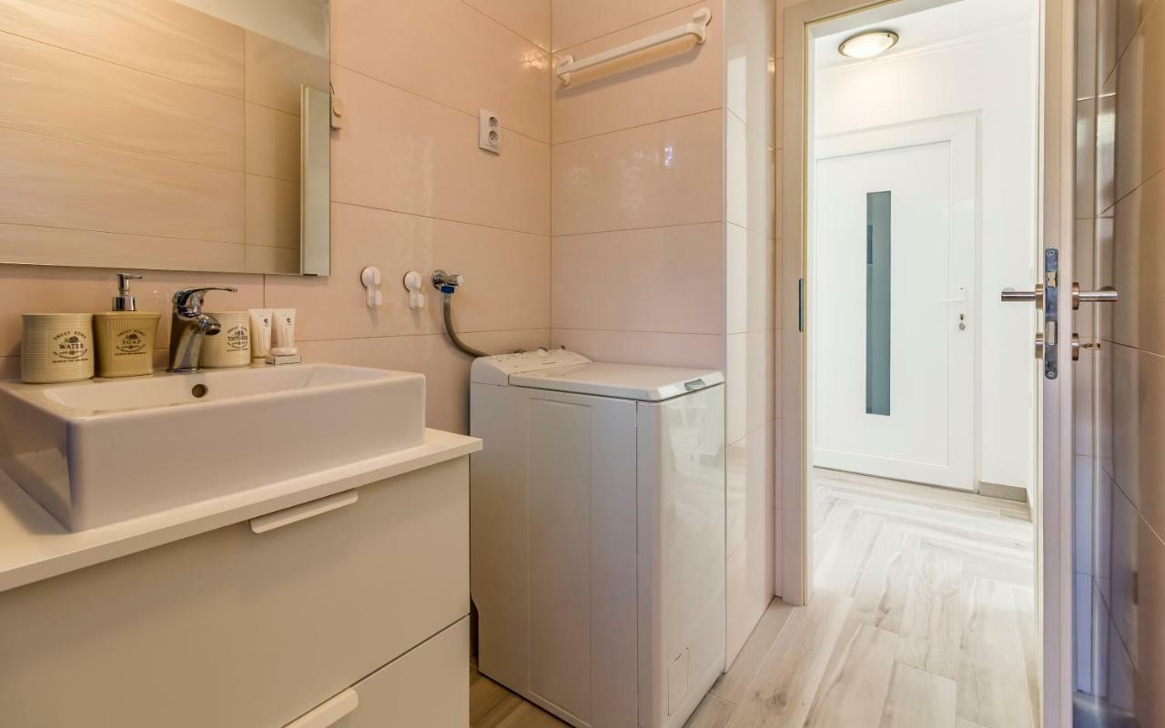 Apartment Mika プーラ エクステリア 写真